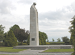 Memorial to 
						commemorate the Canadian 1st Division in action on 22 to 24 April 1915 in the Second Battle of Ypres.